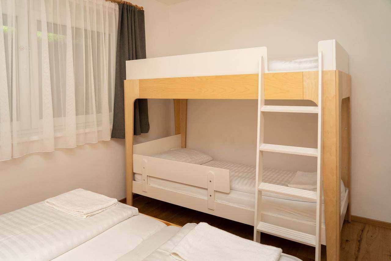 Bunk bed for children in the bedroom – Almzeit chalet apartment, Turracher Höhe
