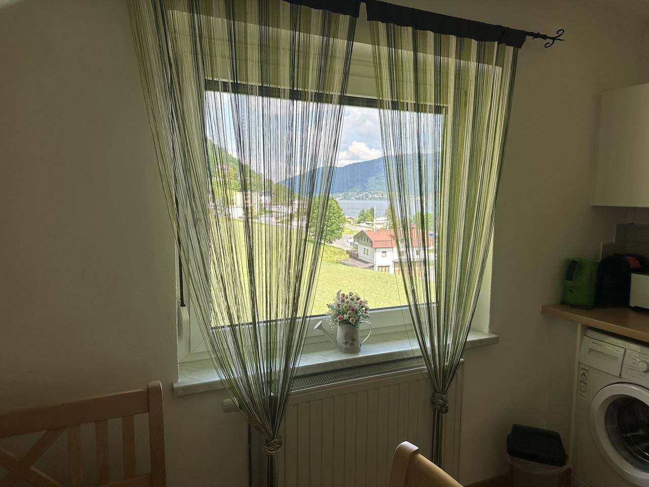 Window looking towards the lake – Gerlitze apartment (upper floor), Sattendorf on Lake Ossiach