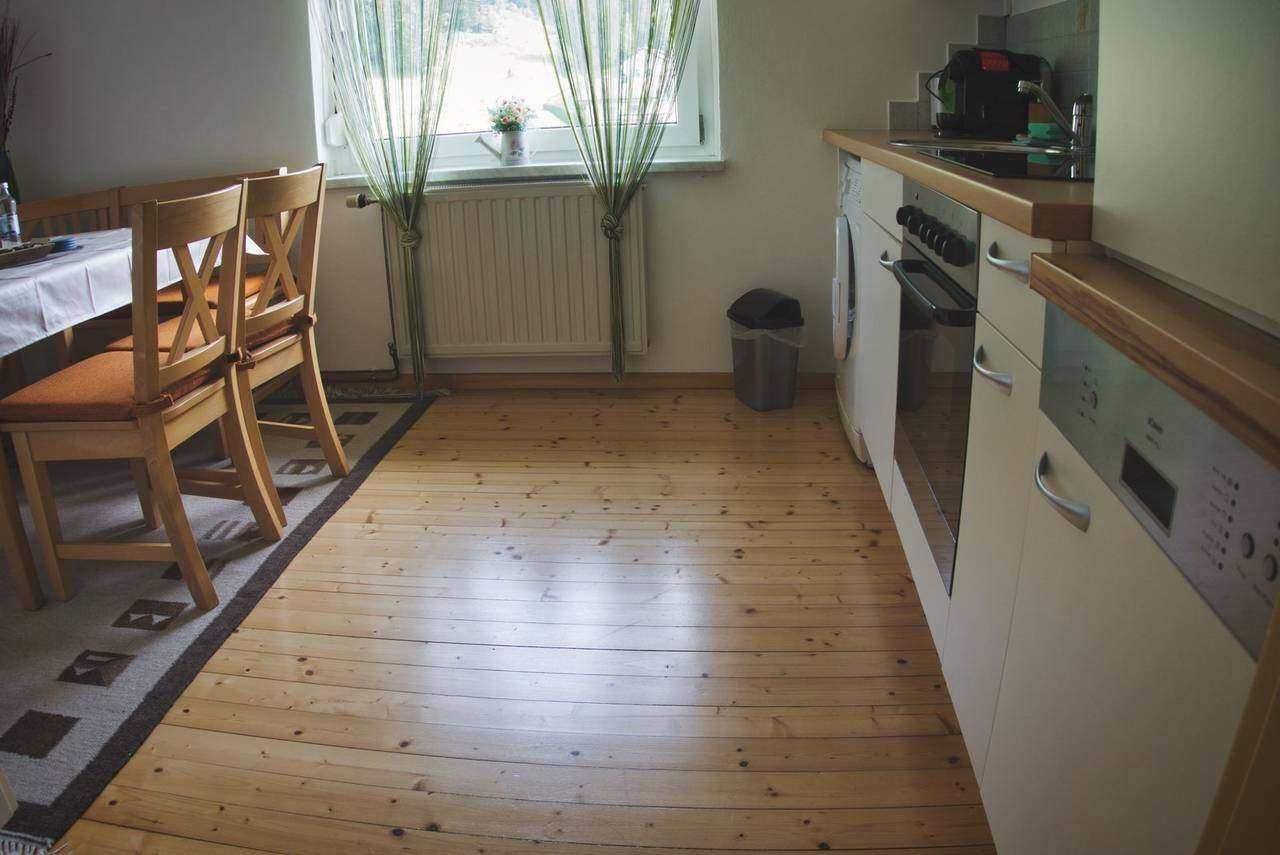Kitchen with oven and dishwasher – Gerlitze apartment (upper floor), Sattendorf on Lake Ossiach