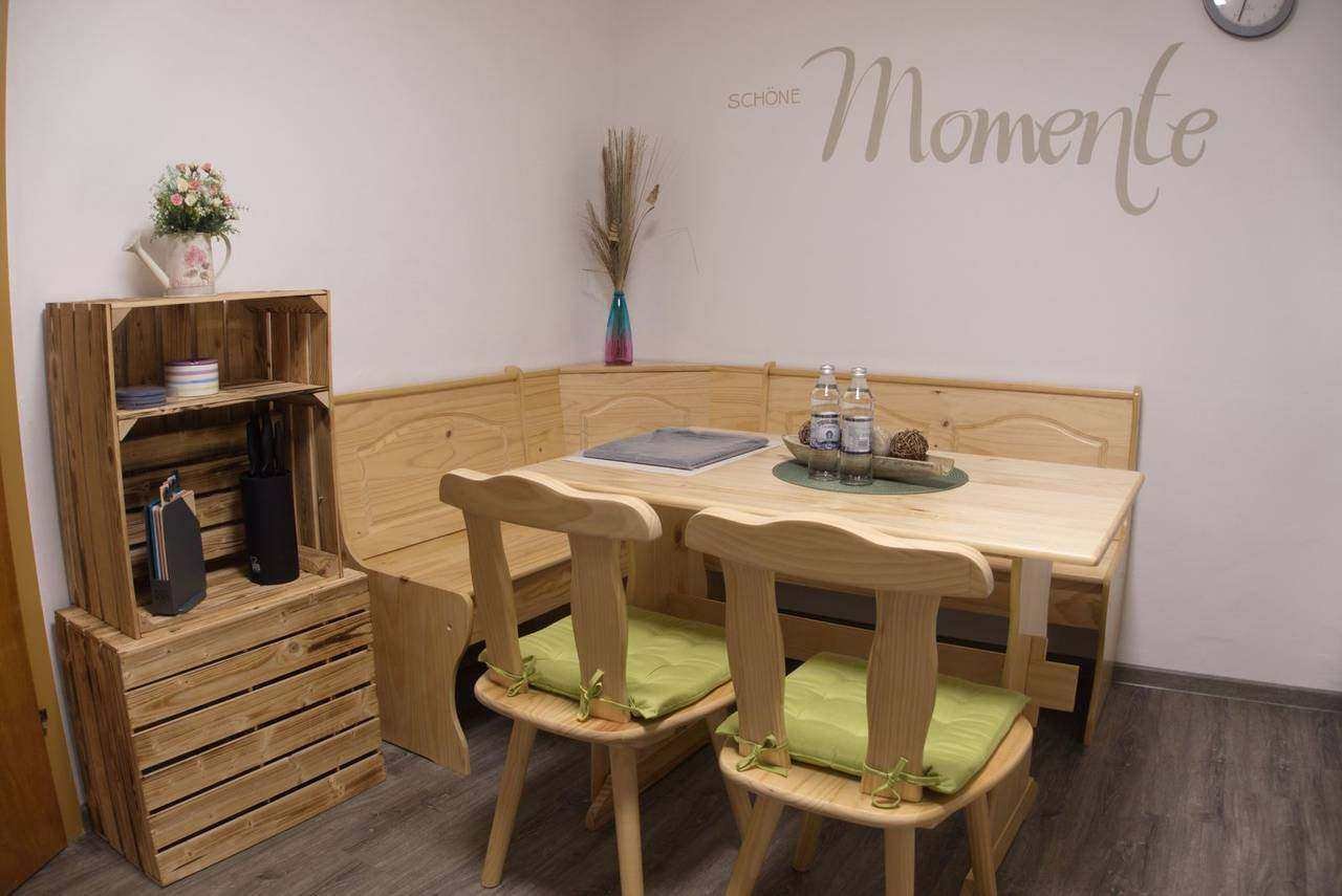 Cosy dining corner – Ossiachersee apartment (ground floor), Sattendorf
