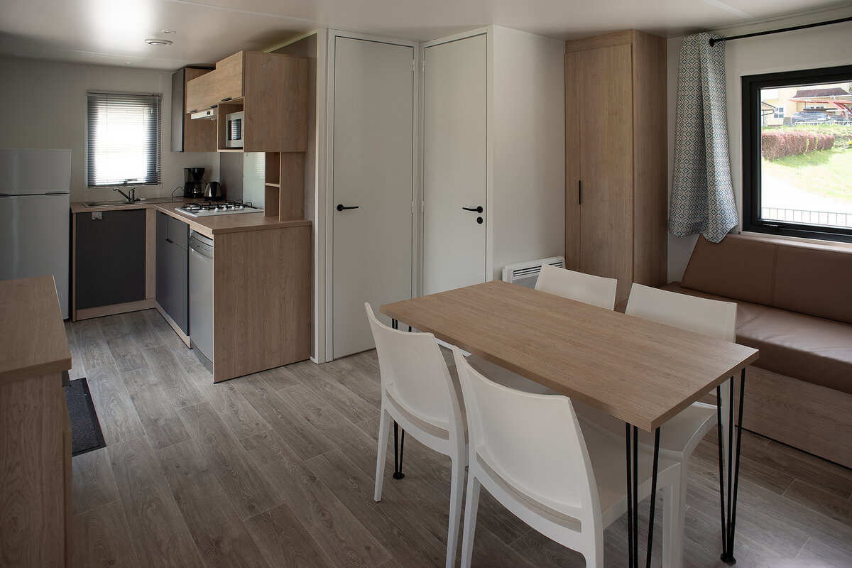 Mobilheim Bali Premium Essbereich